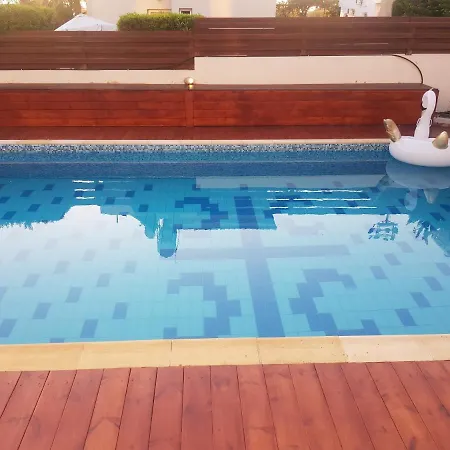 Villa Nissi Luxury *