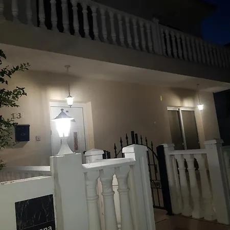 Villa Nissi Luxury *